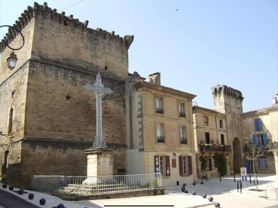 Chez Lydia - Osez La Vie De Chateau ! Pont Du Gard, Uzes Ремулан Екстериор снимка