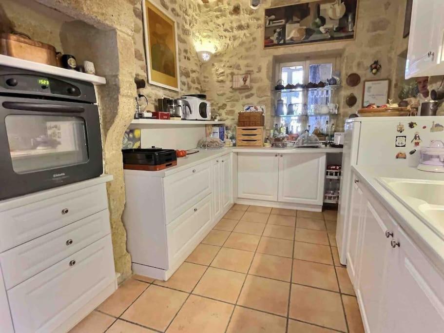 Chez Lydia - Osez La Vie De Chateau ! Pont Du Gard, Uzes Ремулан Екстериор снимка